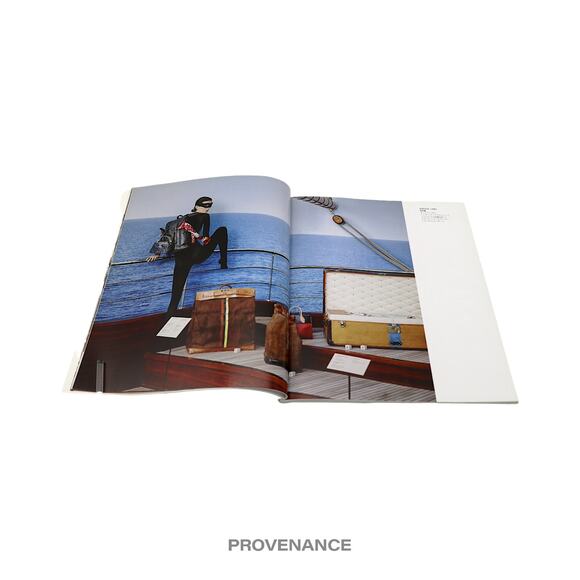 🔴 Louis Vuitton - The Book #4 - Picture 6 of 8